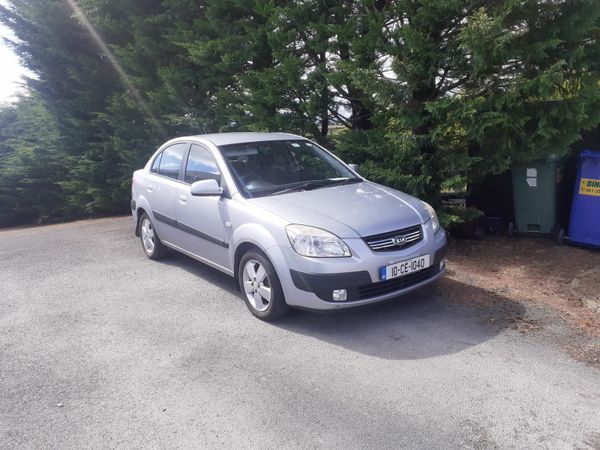 Kia Rio Saloon, Diesel, 2010, Silver