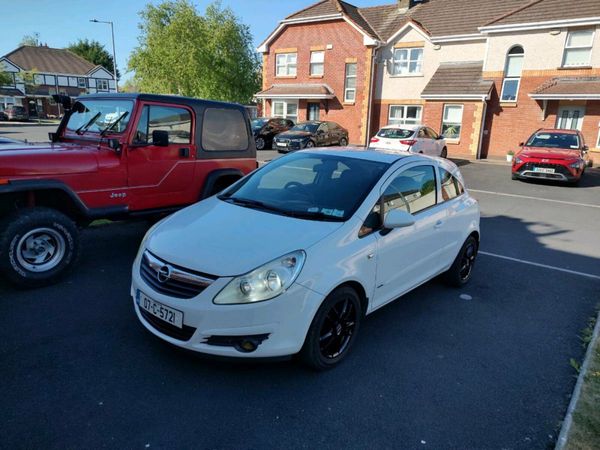 Opel Corsa Hatchback, Petrol, 2007, White