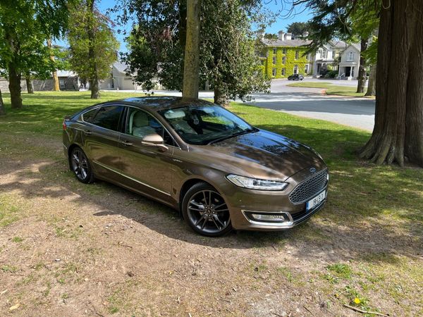 Ford Mondeo Hatchback, Diesel, 2019, Brown