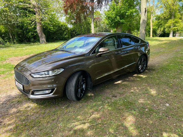 Ford Mondeo Hatchback, Diesel, 2019, Brown