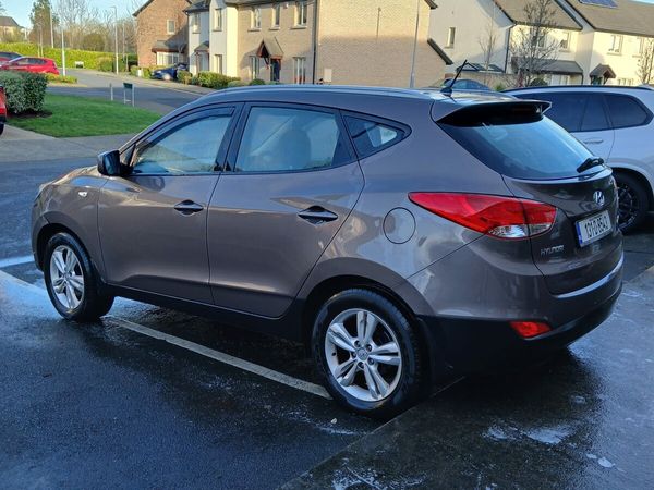 Hyundai ix35 SUV, Diesel, 2013, Bronze