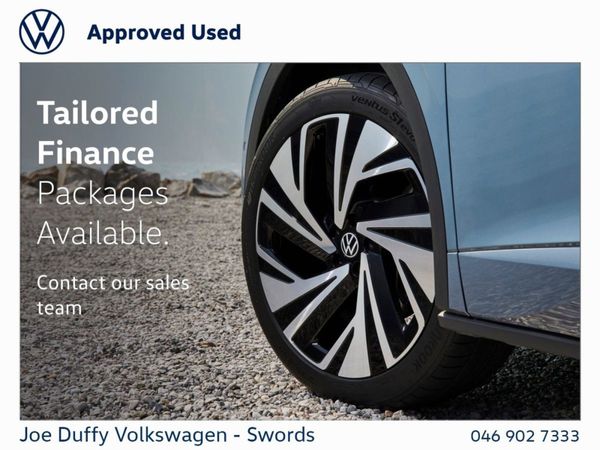 Volkswagen Golf Estate, Petrol, 2022, White
