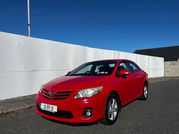 Toyota Corolla Saloon, Diesel, 2012, Red
