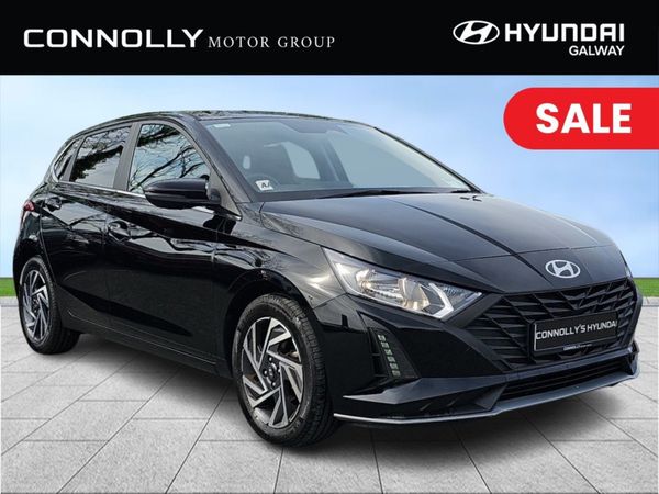 Hyundai i20 Hatchback, Petrol, 2024, Black