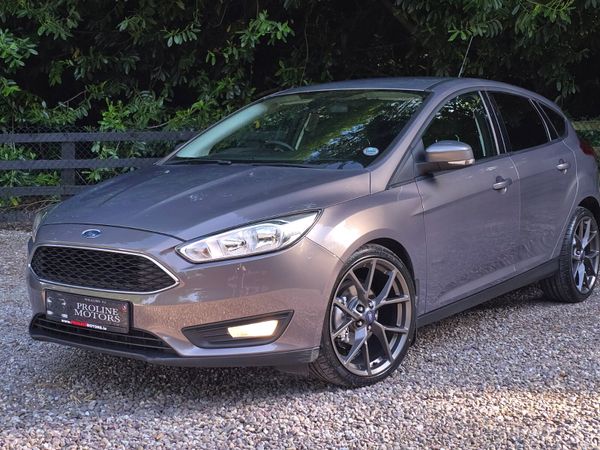 Ford Focus Hatchback, Diesel, 2016, Brown