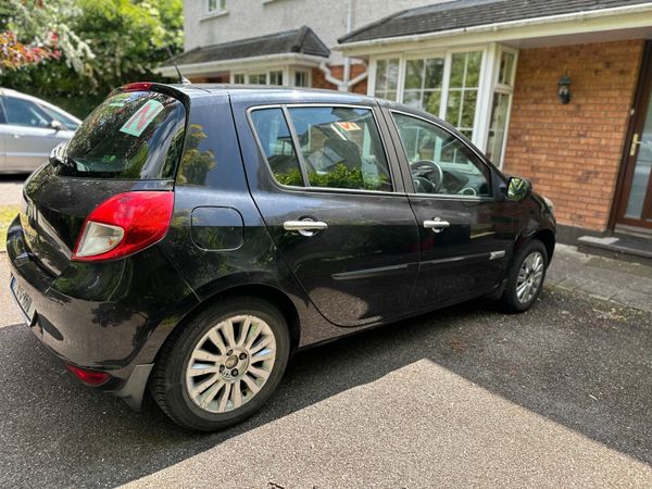 Renault Clio Hatchback, Ethanol Petrol, 2010, Black