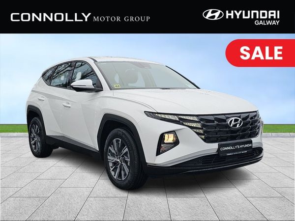 Hyundai Tucson SUV, Petrol Hybrid, 2023, White