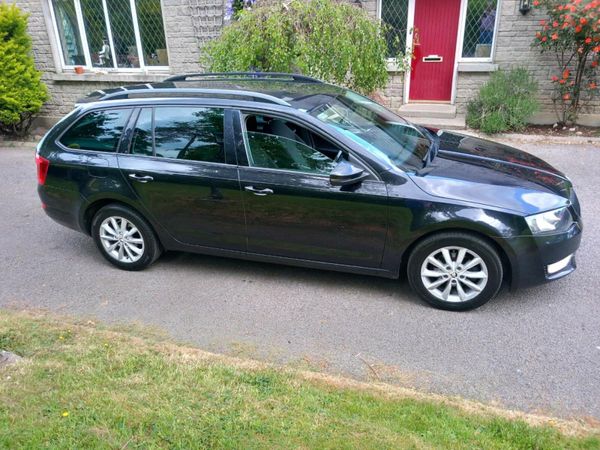Skoda Octavia Estate, Diesel, 2016, Black