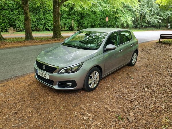Peugeot 308 Hatchback, Petrol, 2021, Grey