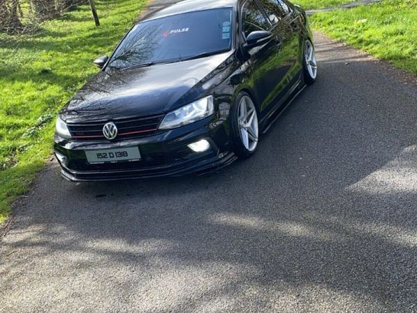 Volkswagen Jetta Saloon, Diesel, 2015, Black