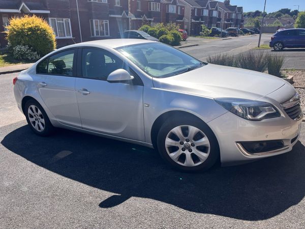 Opel Insignia Saloon, Diesel, 2016, Silver