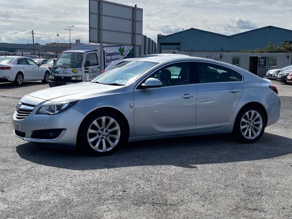 Vauxhall Insignia Hatchback, Diesel, 2014, Silver