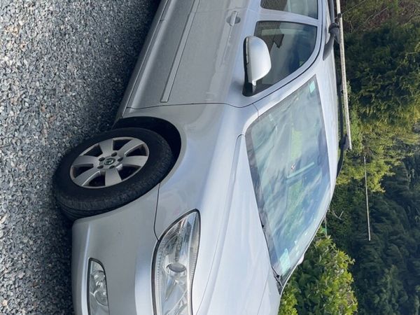 Skoda Octavia Estate, Diesel, 2010, Silver