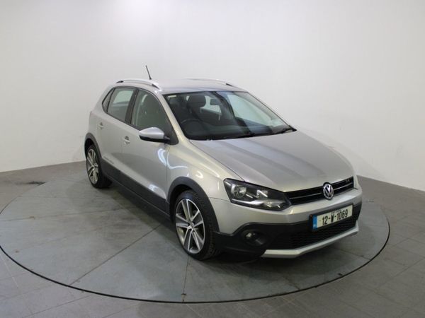 Volkswagen Polo Hatchback, Diesel, 2012, Black