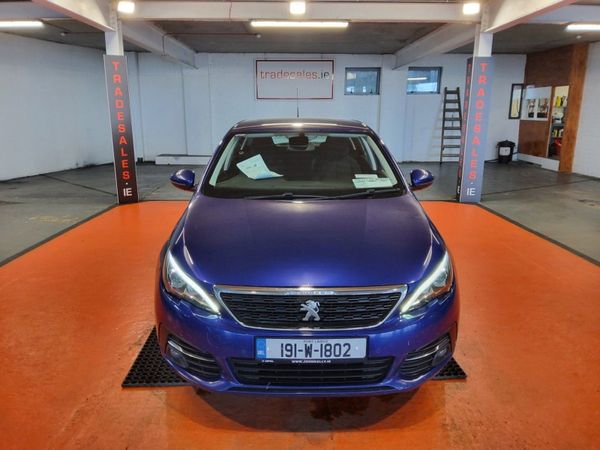 Peugeot 308 Hatchback, Diesel, 2019, Blue