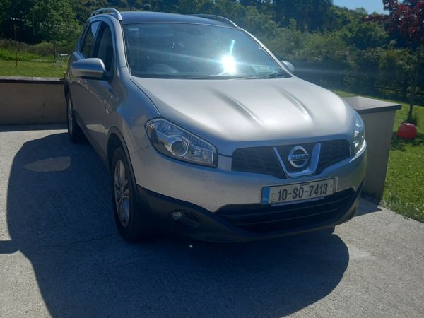 Nissan Qashqai+2 Hatchback, Diesel, 2010, Silver