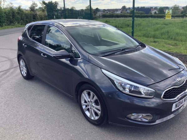 Kia Ceed Hatchback, Diesel, 2014, Silver