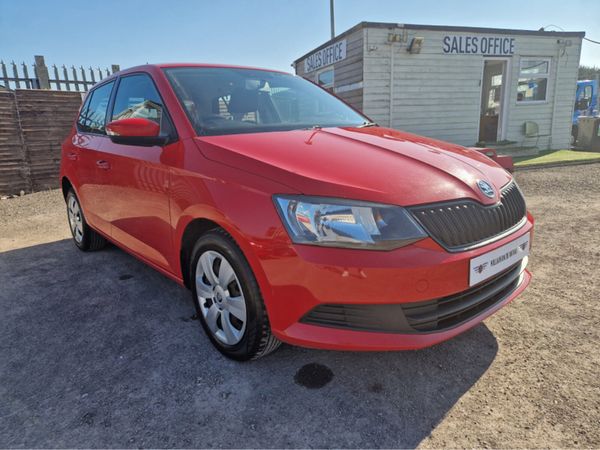Skoda Fabia Hatchback, Petrol, 2016, Red