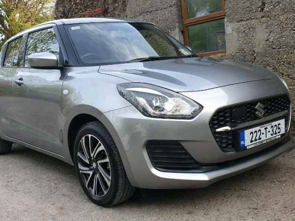 Suzuki Swift Hatchback, Petrol, 2022, Grey