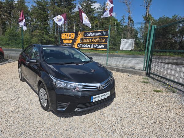 Toyota Corolla Saloon, Diesel, 2016, Black