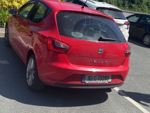 SEAT Ibiza MPV, Petrol, 2016, Red