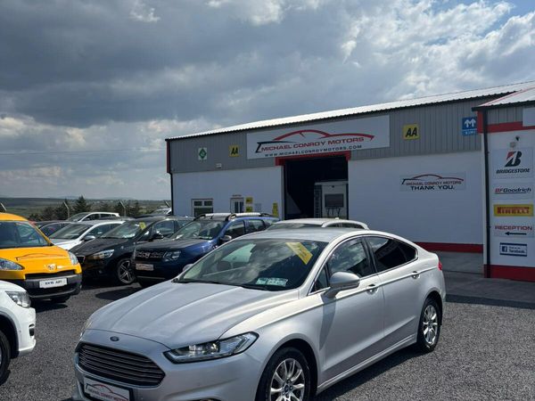 Ford Mondeo Hatchback, Diesel, 2017, Silver