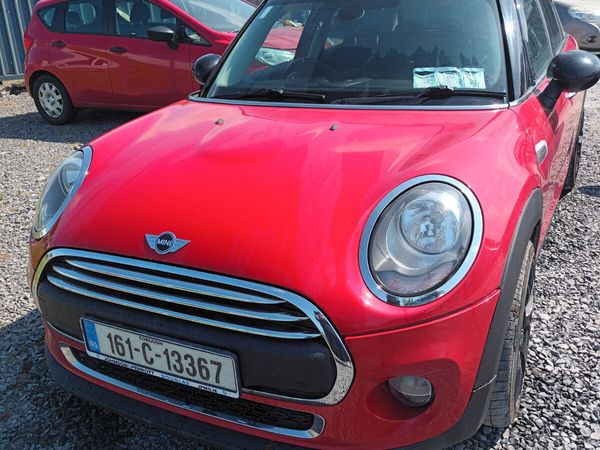 Mini One Estate/Jeep, Petrol, 2016, Red
