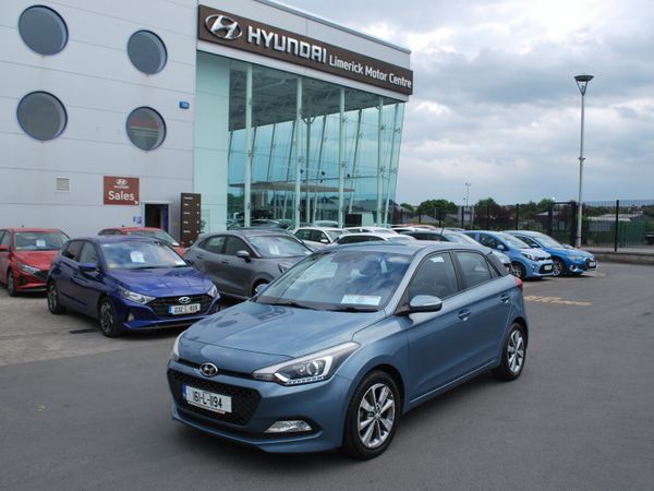 Hyundai i20 Hatchback, Petrol, 2016, Blue