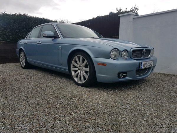 Jaguar XJ Saloon, Diesel, 2008, Blue