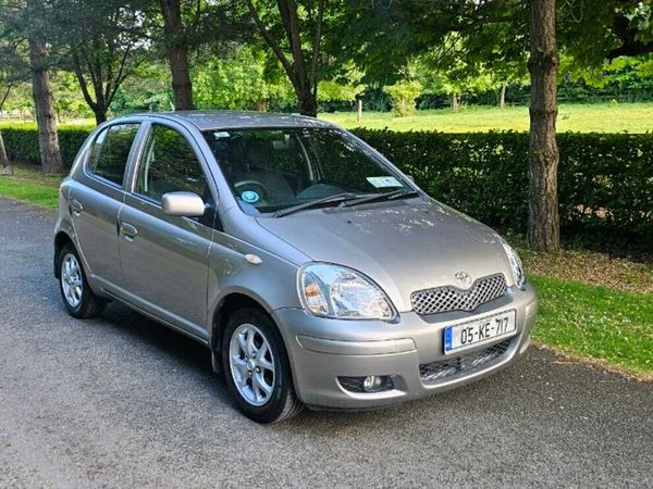 Toyota Yaris Hatchback, Petrol, 2005, Grey