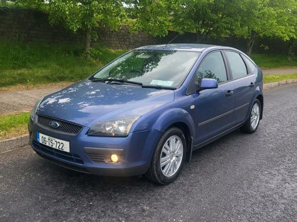Ford Focus Hatchback, Petrol, 2006, Blue