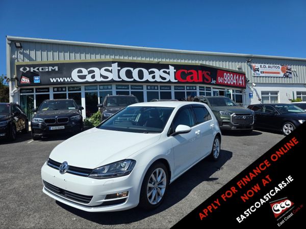 Volkswagen Golf Hatchback, Petrol, 2017, White