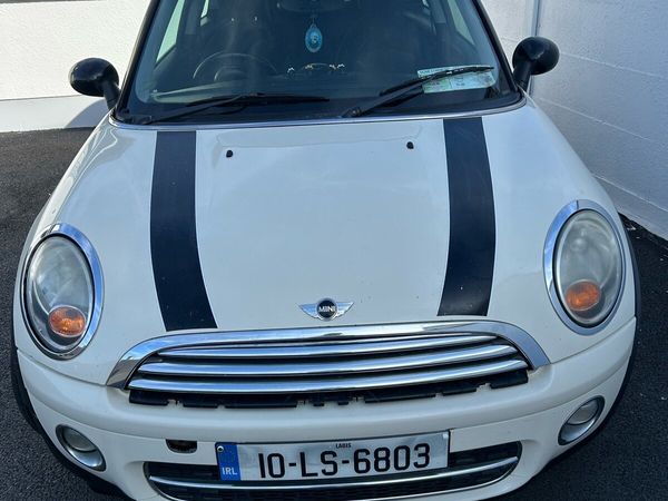 Mini Cooper Hatchback, Diesel, 2010, White