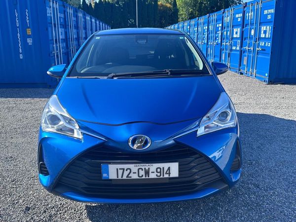 Toyota Vitz Hatchback, Petrol Hybrid, 2017, Blue