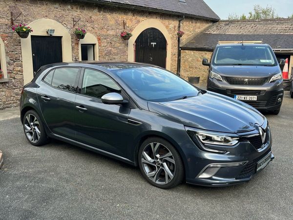 Renault Megane Hatchback, Petrol, 2018, Grey
