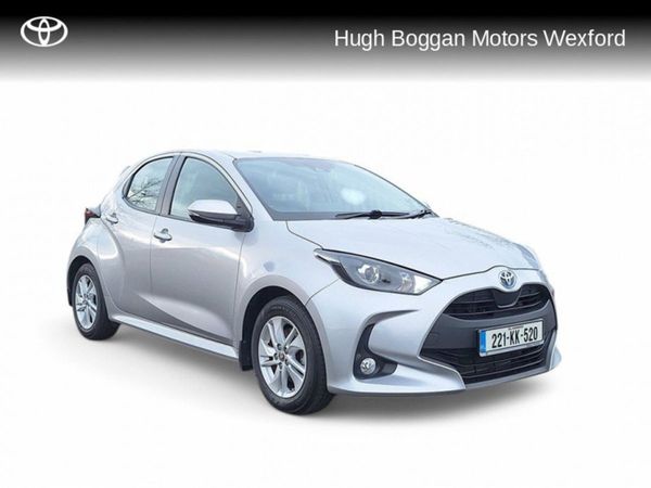 Toyota Yaris Hatchback, Hybrid, 2022, Grey