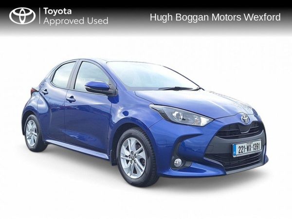 Toyota Yaris Hatchback, Petrol, 2022, Blue