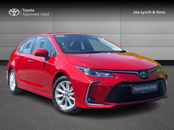 Toyota Corolla Saloon, Hybrid, 2022, White