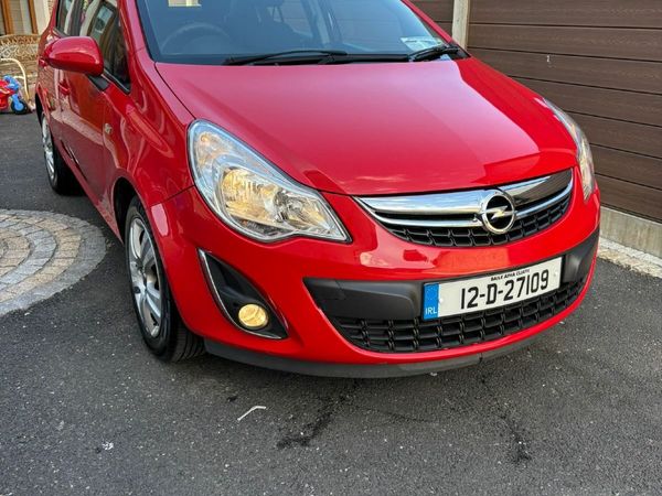 Opel Corsa Hatchback, Petrol, 2012, Red