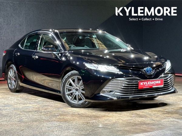 Toyota Camry Saloon, Hybrid, 2021, Black