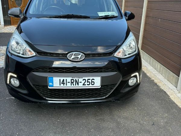 Hyundai i10 Hatchback, Petrol, 2014, Black