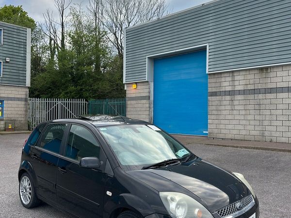 Ford Fiesta Hatchback, Petrol, 2008, Black