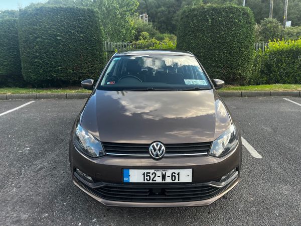 Volkswagen Polo Hatchback, Petrol, 2015, Brown
