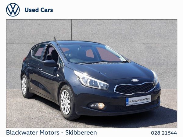 Kia Ceed Hatchback, Diesel, 2012, Black