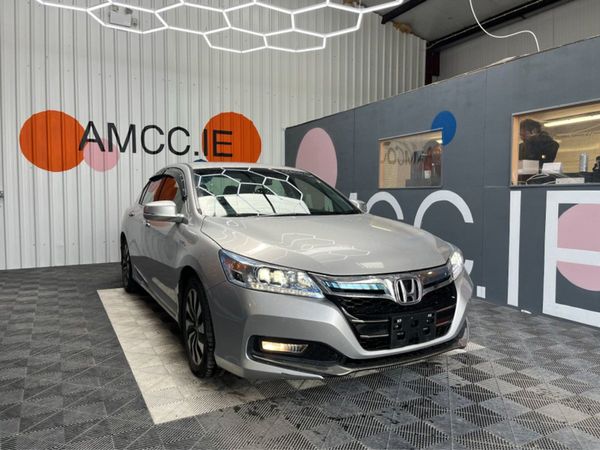 Honda Accord Saloon, Petrol Hybrid, 2014, Silver