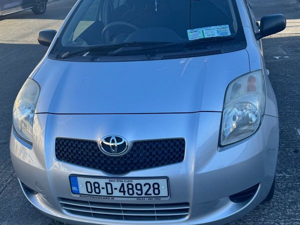 Toyota Yaris Hatchback, Petrol, 2008, Silver