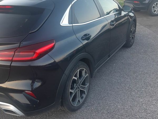 Kia XCeed Hatchback, Diesel, 2020, Black