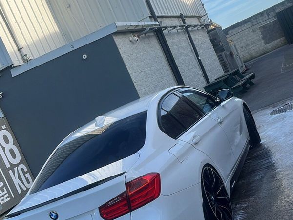 BMW 3-Series Saloon, Diesel, 2013, White