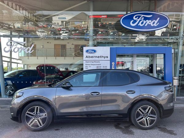 Ford Capri MPV, Electric, 2025, Grey