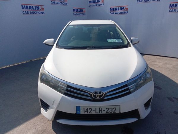 Toyota Corolla Saloon, Diesel, 2014, White